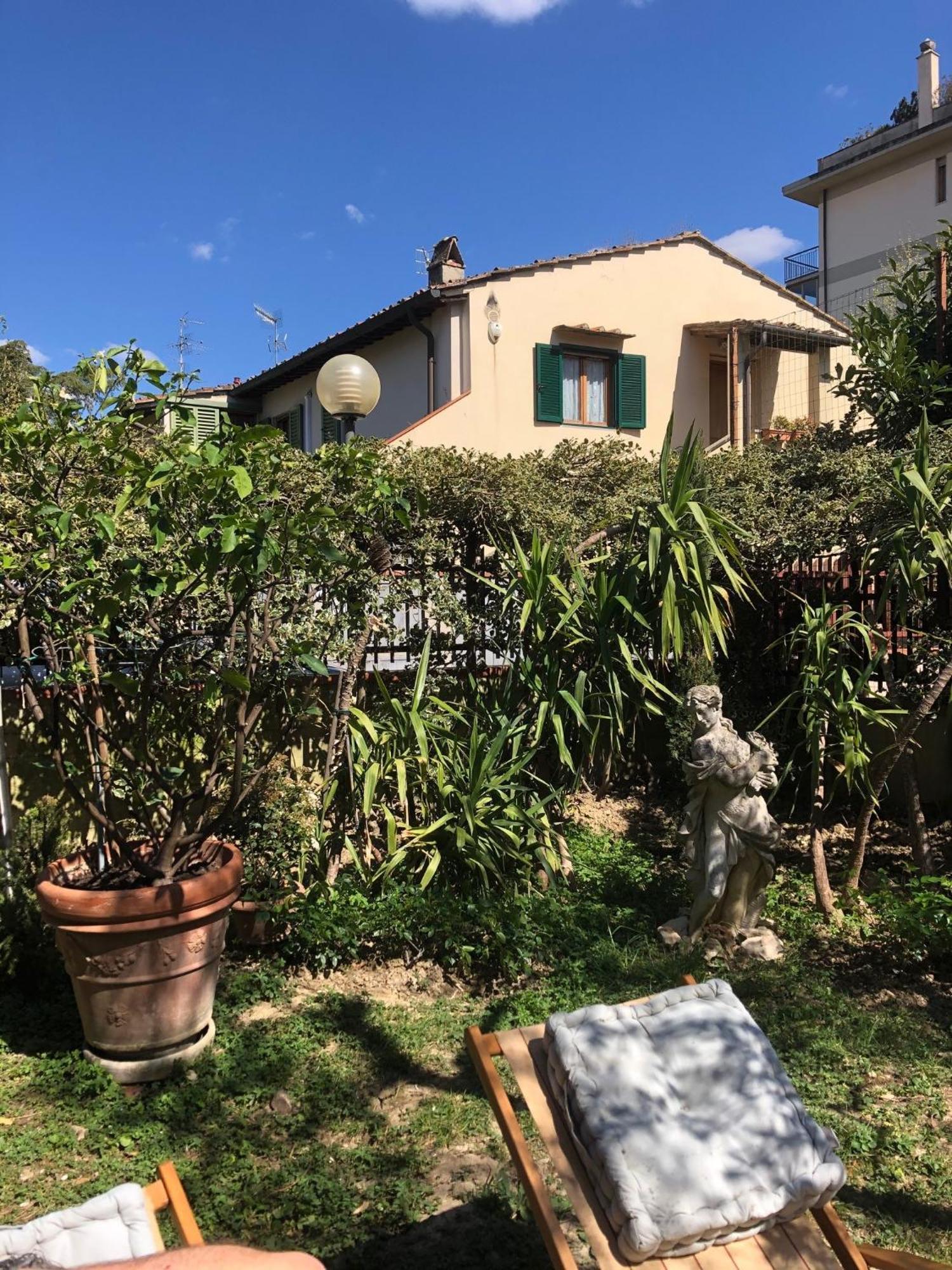 ססטו פיורנטינו La Villa Bianca - Appartamento In Villa מראה חיצוני תמונה
